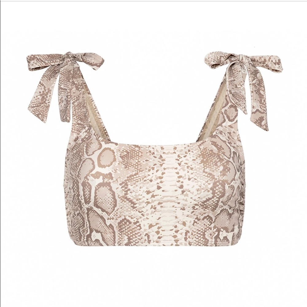 NEVER WORN ✨ SNAKE SKIN bikini top✨💛